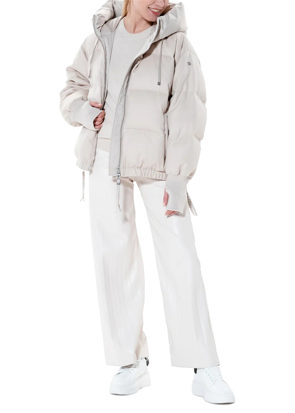 Duno Damen Jacke Heka in creme. Steppjacke in edler Wollqualität mit Kapuze von Duno online kaufen. Edel sportive Damenjacke in hochwertiger Verarbeitung aus der neuen Duno Kollektion.