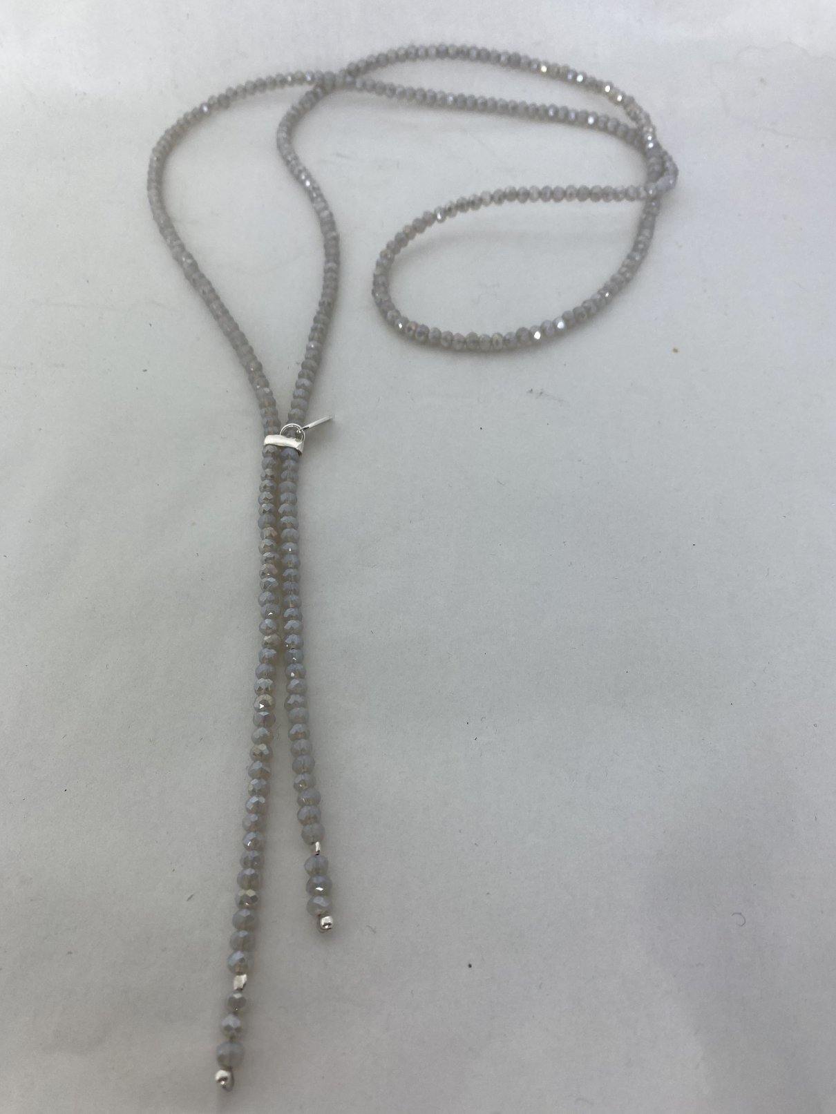 Halskette mit offwhitefarbenen Glasperlen - C. Strauch Mode 