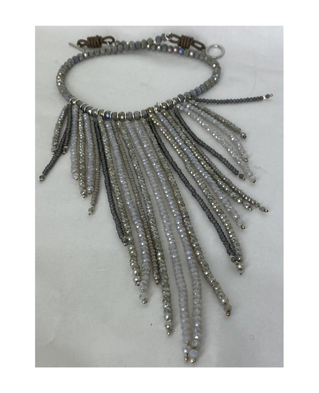 Halskette aus mehrsträngigen Glasperlen offwhite-taupe - C. Strauch Mode 