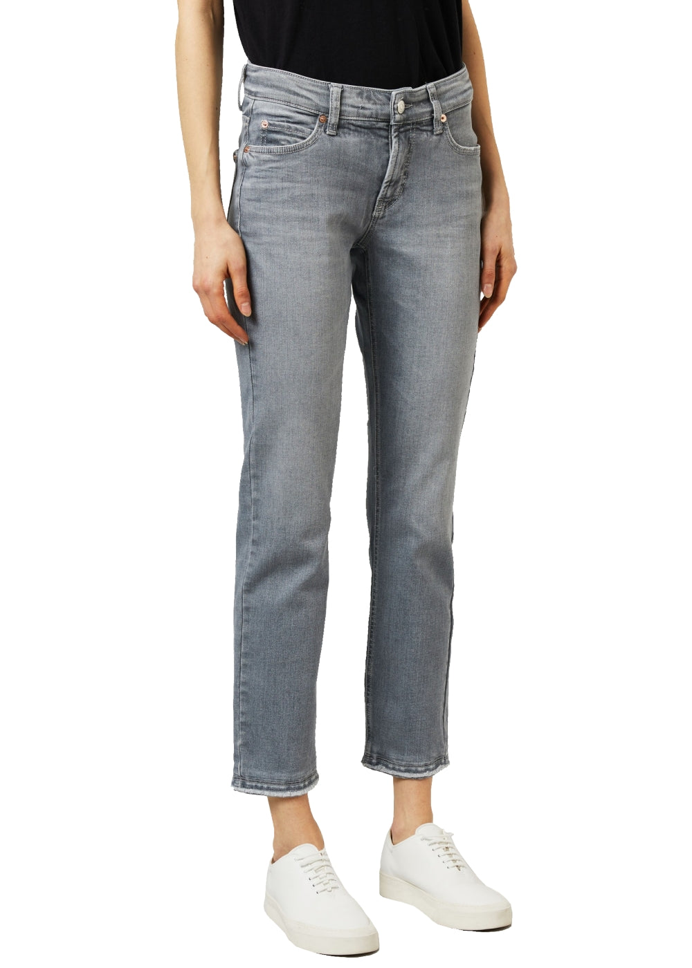 Cambio Jeans Paris in grau. Schmale 5-Pocket Hose in weicher Denimqualität von Cambio. Slim fit Jeans mit cropped Länge und offenkantigem Abschluss aus der neuen Cambio Kollektion.