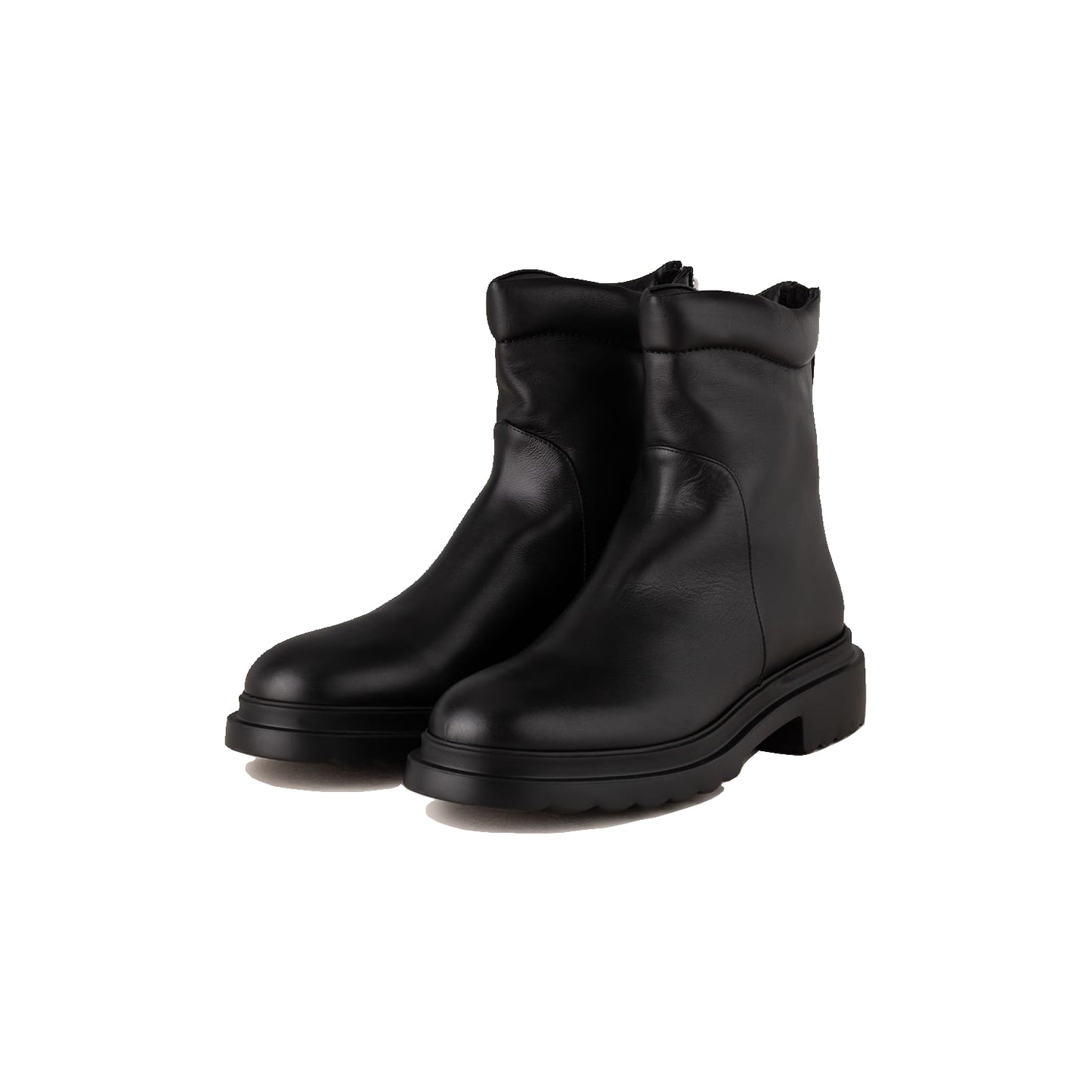 Pomme d´or boots rey in schwarzen Glattleder. Sportive Stiefelette mit Sneakers Leisten von Pomme d´or online kaufen. Low boots mit Reißverschluss und 3cm hoher Profilsohle aus der neuen Pomme d´or Kollektion.